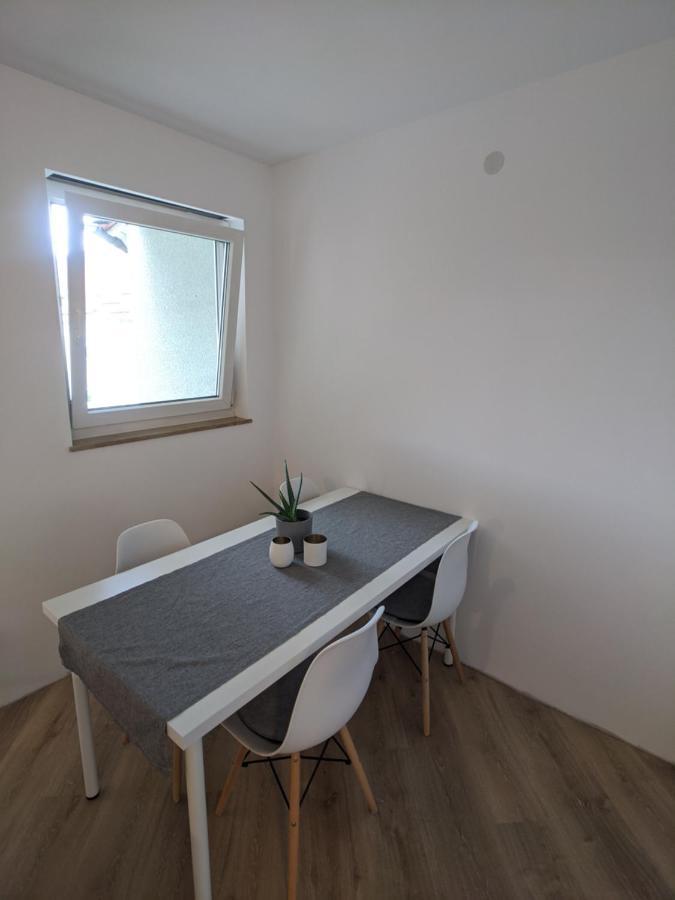 Ideales Messe Appartment 15Min Fahrtweg Kirchheim unter Teck Exteriér fotografie